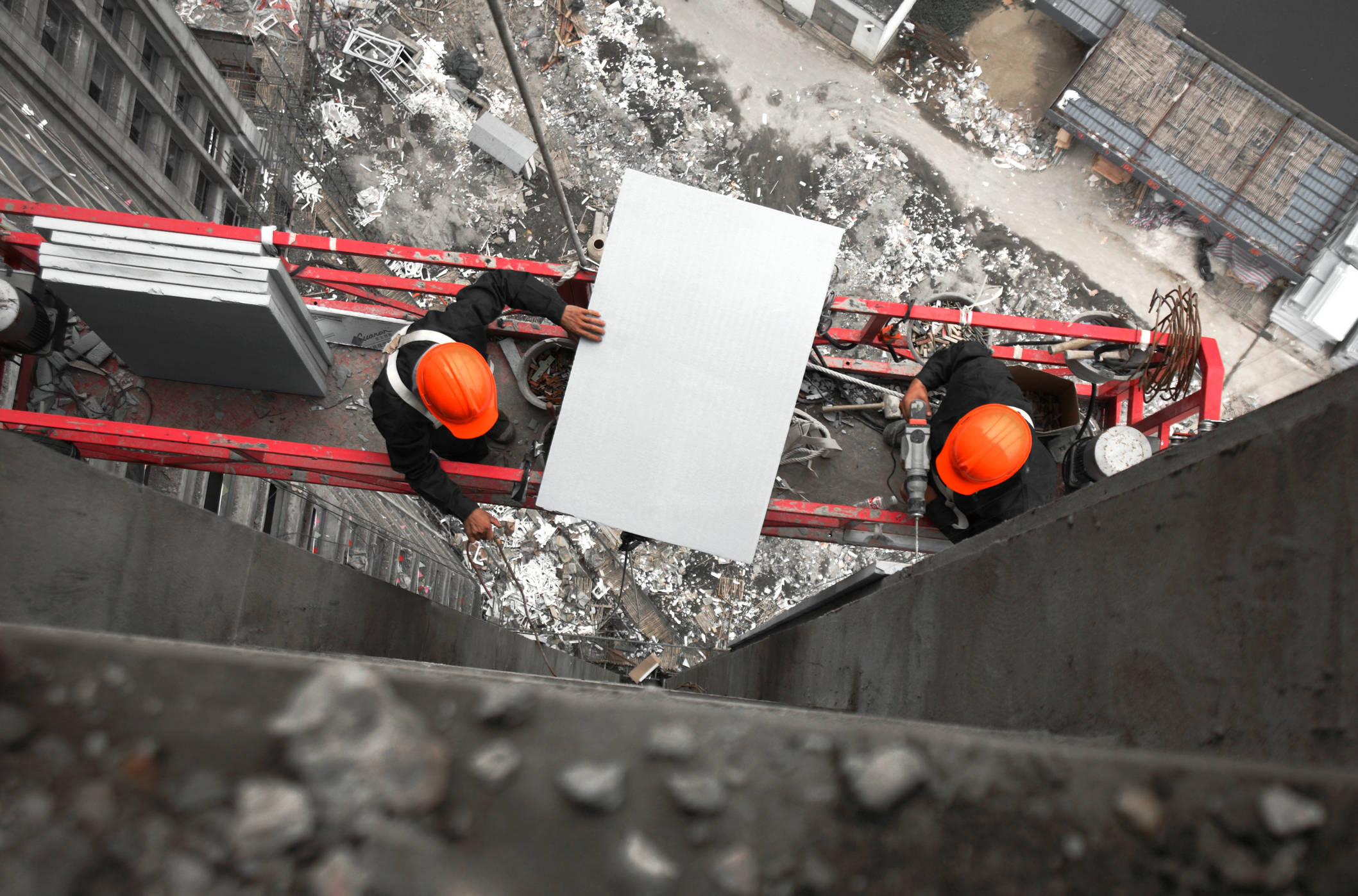 ���й��£����գ�